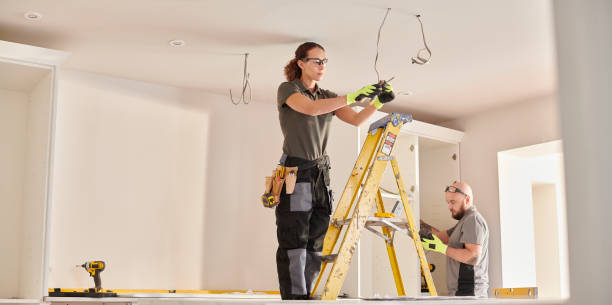 Best Emergency Electrical Repair  in Lakewood, CA